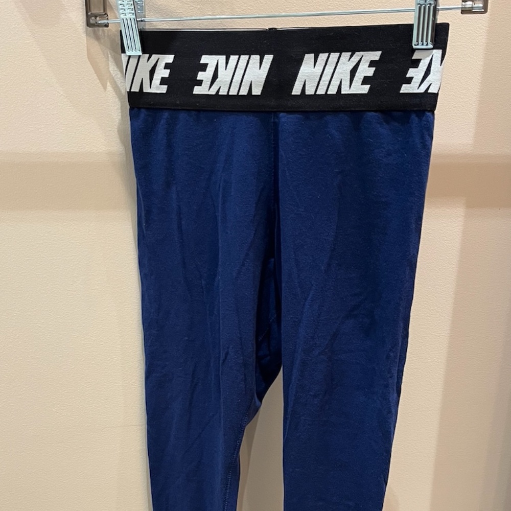 Nike Pro 365 Women's High Wasted 7/8 Mesh Panel Legging